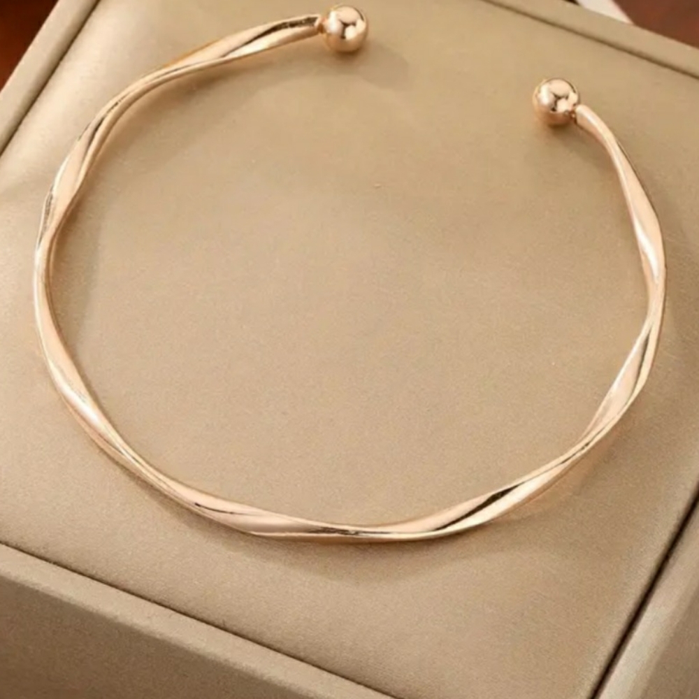 NEW Gold Twisted Bangle Cuff Bracelet
